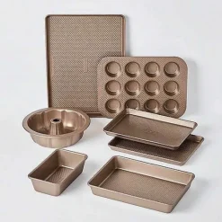 Clearance Food Network 7-Pc. Ultimate Textured Bakeware Set Cookware & Bakeware